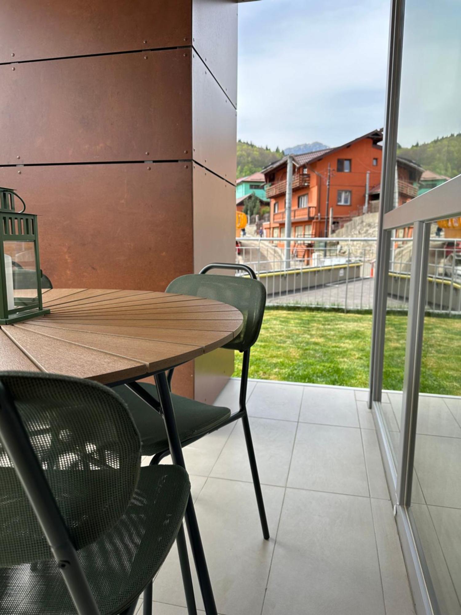 Dream Garden Apartment With Free Parking シナヤ エクステリア 写真